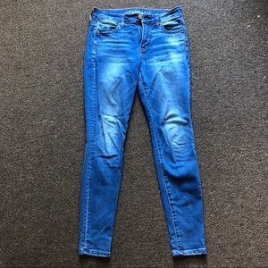 🎅🏻2 FOR $10🎅🏻 AE High-Rise Jegging